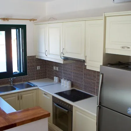 Villa Fedra - 3 Bedrooms - Sleeps 6p