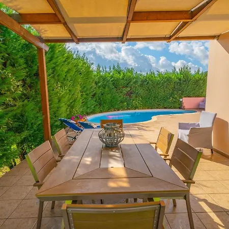 Villa Fedra - 3 Bedrooms - Sleeps 6p Számi
