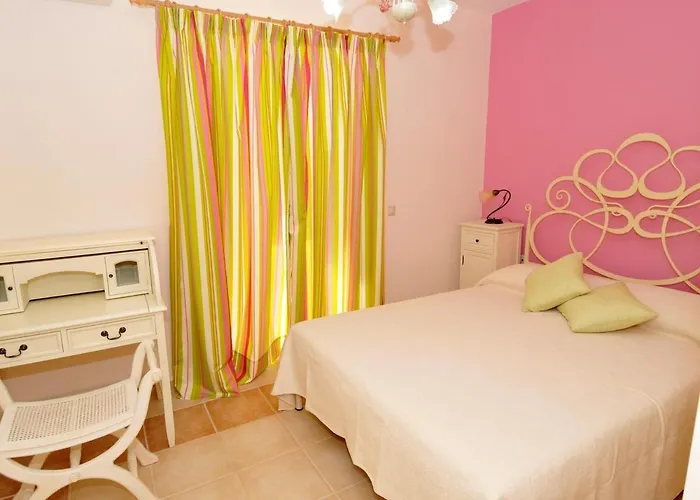 Fedra - 3 Bedrooms - Sleeps 6p Villa *